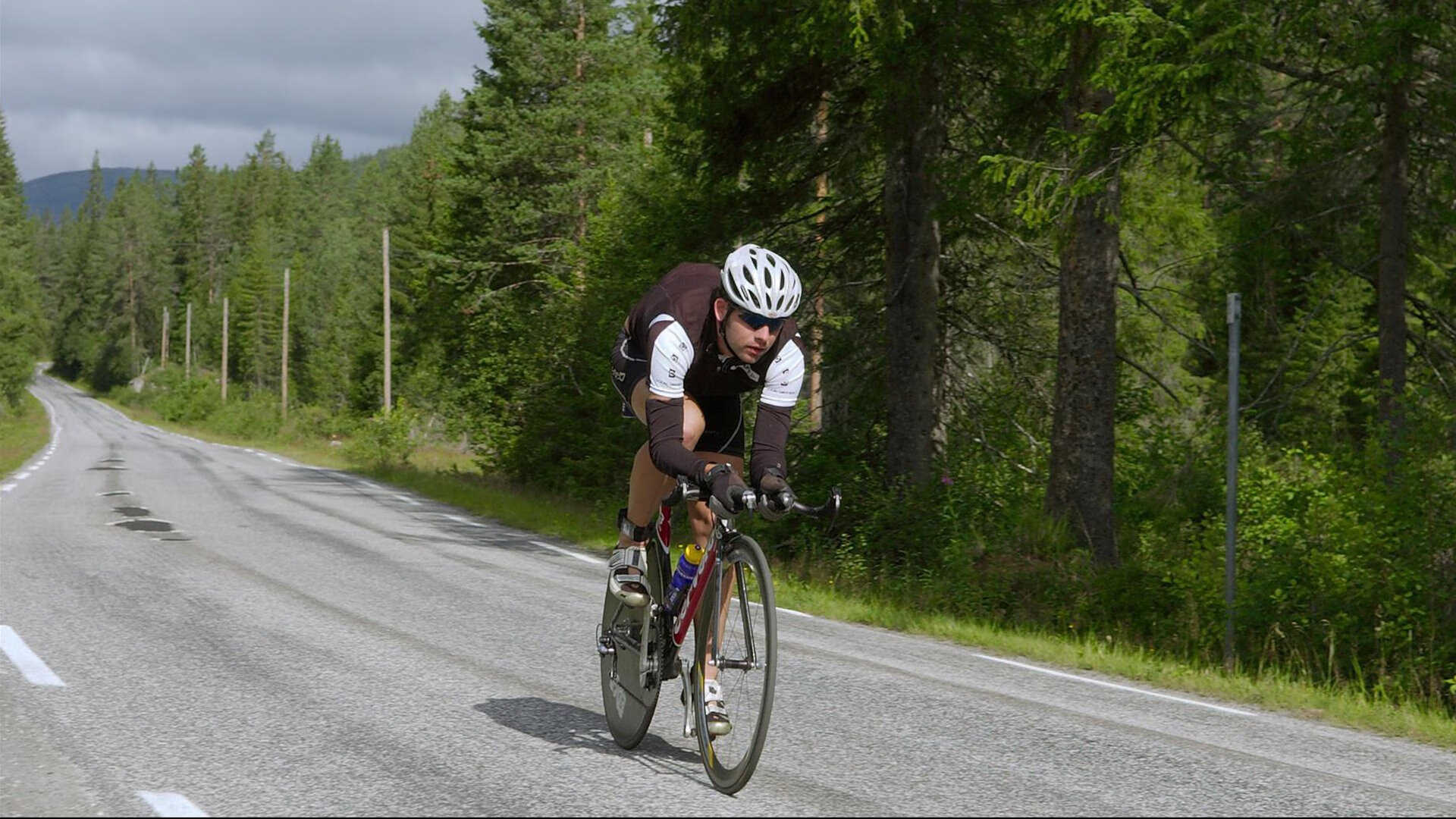 维尔·冯·威克：南非队攻击阵中的独立突破者，轻松突破敌人防线